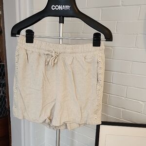Beige Lace-Trim Drawstring Shorts, Medium